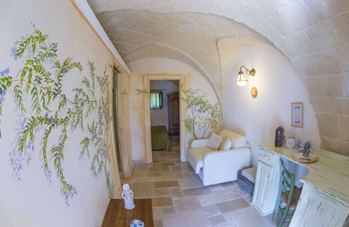 Massafra House | Belvilla by OYO La Brunetta