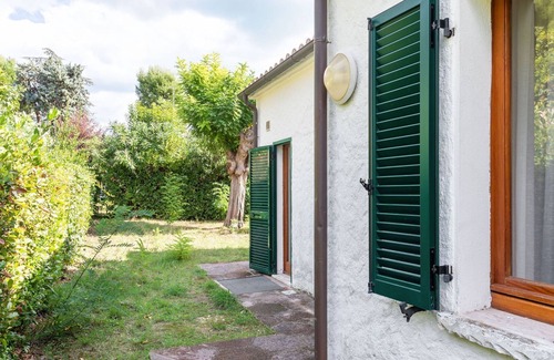 Villaggio Taunus House | Belvilla by OYO Peaceful Holiday Home with Garden