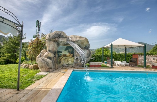 Furlo Cottage | Belvilla by OYO Ripa del Sole