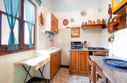Fivizzano Villa | Belvilla by OYO Villa Cerignano