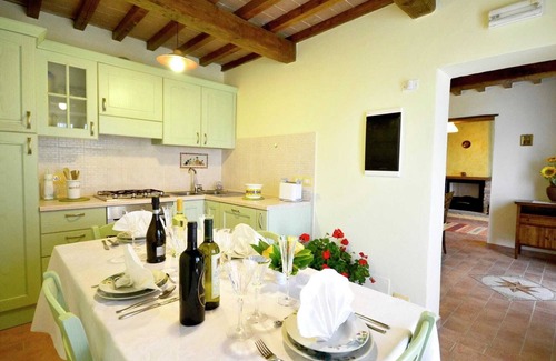 Bivio Lugnano House | Belvilla by OYO Villa Fiordaliso