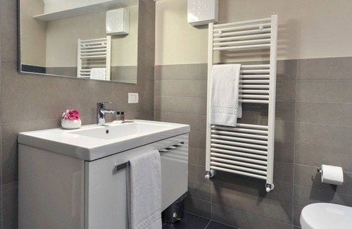 Sona House | Belvivere Suites