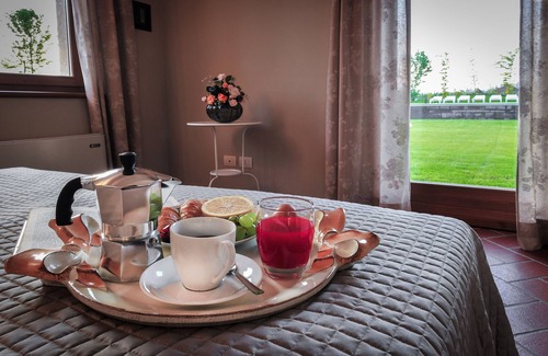 Sona House | Belvivere Suites