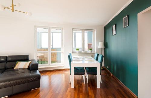 Warsaw Apartment | Bemowo Narwik Malachite Apartment