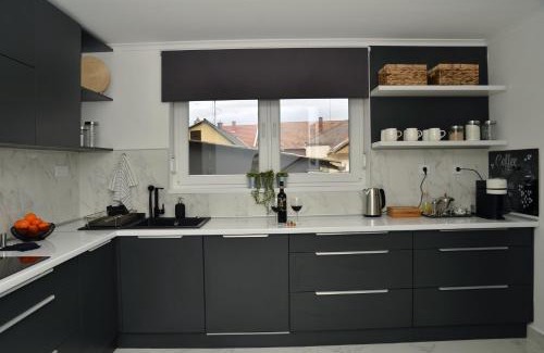 Eger Apartment | Bence Castle House