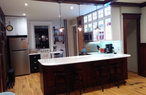 Beamsville House | Bench Wine House