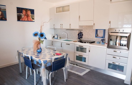 Leporano Marina Apartment | Benedict House Holiday