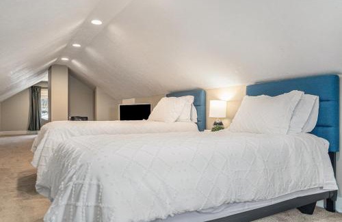 Benson House | Benson's Cozy 3-BR Retreat with BBQ Grill