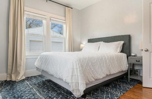 Benson House | Benson's Cozy 3-BR Retreat with BBQ Grill