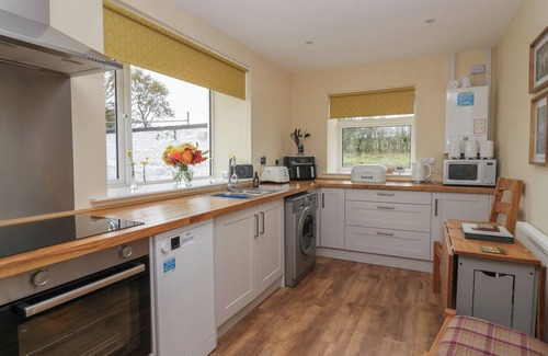 Gosforth House | BENSTEAD COTTAGE, pet friendly, character holiday cottage in Gosforth