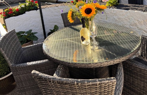 Gosforth House | BENSTEAD COTTAGE, pet friendly, character holiday cottage in Gosforth
