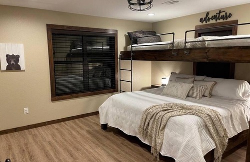 Pickens House | Bent Tree Cabin, on Private 12.5 Acres + Hot Tub