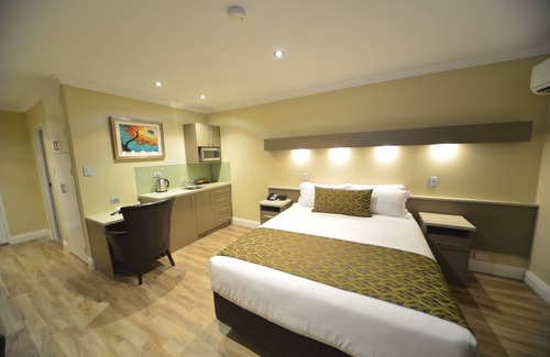 Bentley Hotel | Bentley Motel