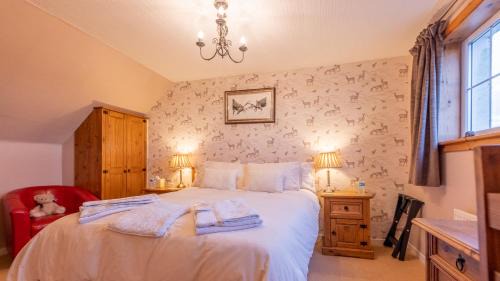 Baleshare Bed & Breakfast | Benview Bed and Breakfast & Luxury Lodge, Isle of North Uist