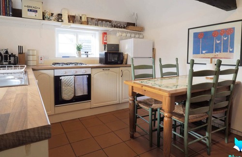 Westbere House | Bere Cottage- secluded cottage near Canterbury