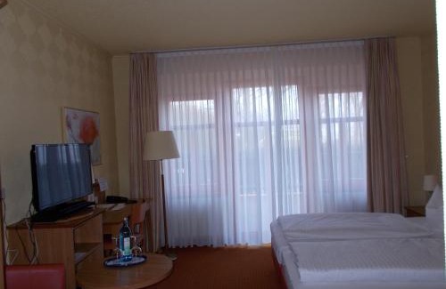 Loebau Hotel | Berg-Gasthof Honigbrunnen