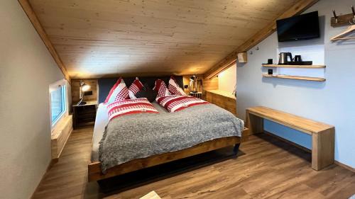 Altdorf Hotel | Berggasthaus Eggberge - Boutique Mountain Hotel - Access via Cablecar