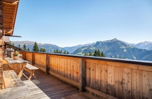 Hippach Ski Chalet | Berghütte Ahornblick