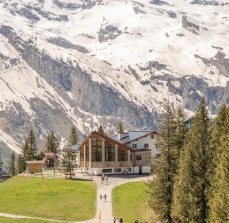 Engelberg Hostel | Berglodge Ristis