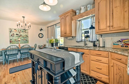 Berkeley Springs House | Berkeley Springs Vacation Home w/Fire Pit!