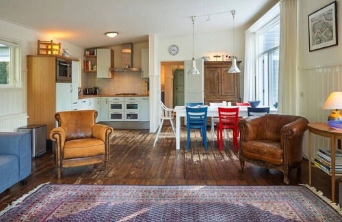 Nieuw-Haamstede Ski Chalet | Berkenpad 5 comfortable holiday cottage in nature