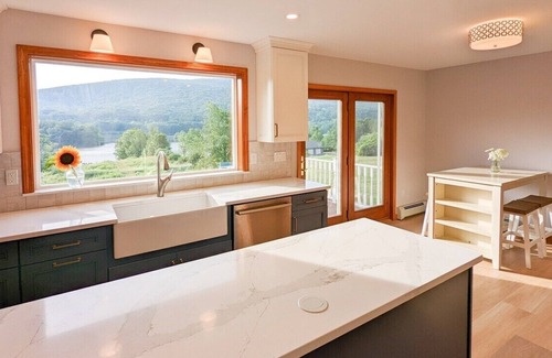 Cheshire House | Berkshires Lakefront Retreat by Evergreen Home