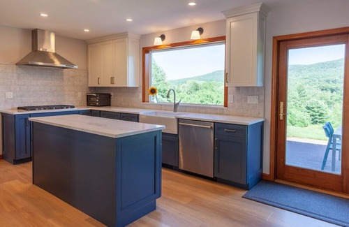 Cheshire House | Berkshires Lakefront Retreat by Evergreen Home