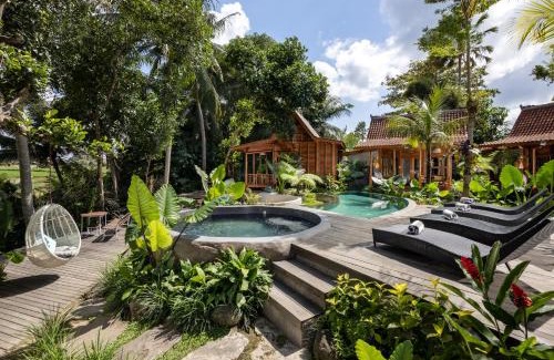 Singakerta Cabin | Berlima Wooden Lodge by Pramana Villas