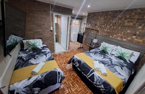 Secunda House | Berlydai Guest Accomodation