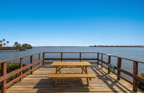 Bradenton Beach House | Bermuda Bay Club 1427 townhouse