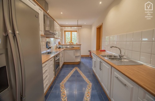 Alcudia Ski Chalet | Berna house for 8 with pool in Alcudia at 900m from the beach