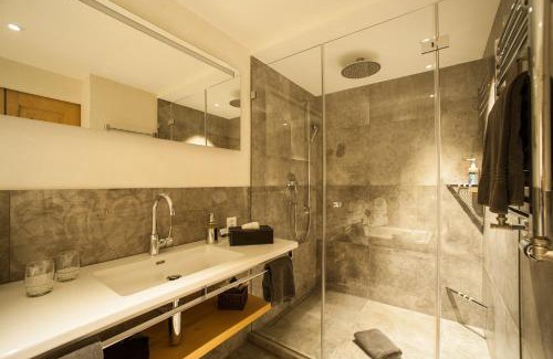 Zweisimmen Nr Gstaad Hotel | Bernerhof Swiss Quality Hotel Gstaad