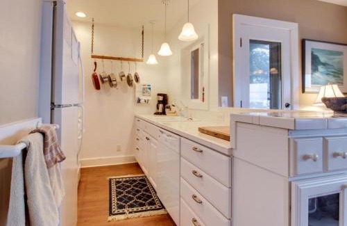 Oceanside Apartment | Berni's Ocean View Castle - The Crow's Nest