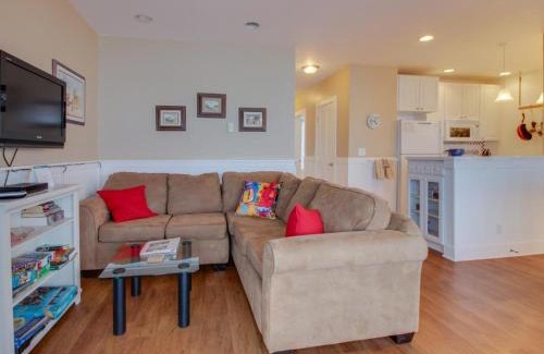Oceanside Apartment | Berni's Ocean View Castle - The Crow's Nest