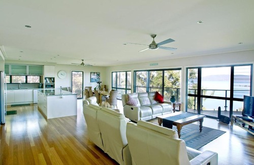 Green Point House | Berringar - linen not included