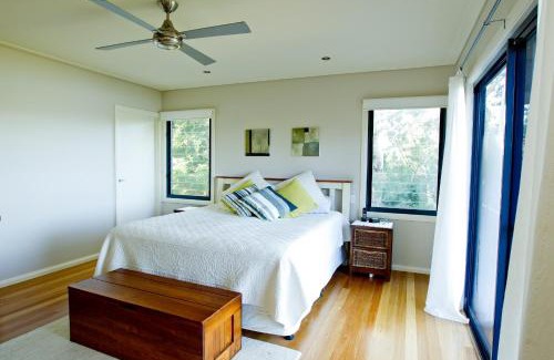Green Point House | Berringar - linen not included