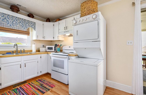 Chincoteague House | Bertie Street Cottage on Chincoteague Island!