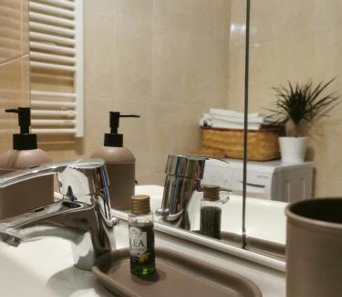 Vitan Apartment | BertigArt Studio Apartment