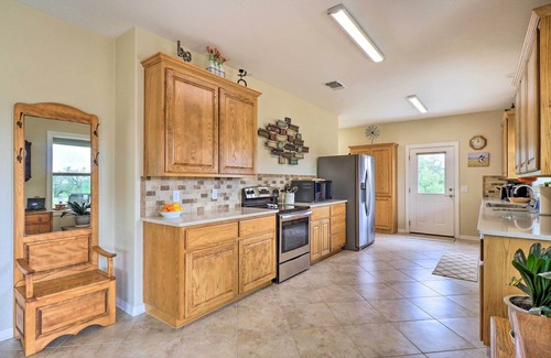 Oatmeal House | Bertram Ranch Property w/Patio & Gas Grill!
