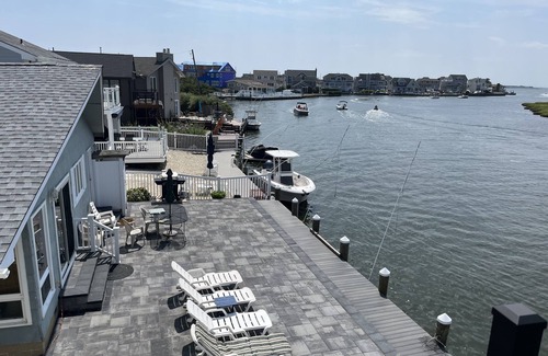 Dover Beaches North House | BEST BAYFRONT VALUE IN CHADWICK BEACH NEWLY RENOVATED SLEEPS 7 RATED 10/10