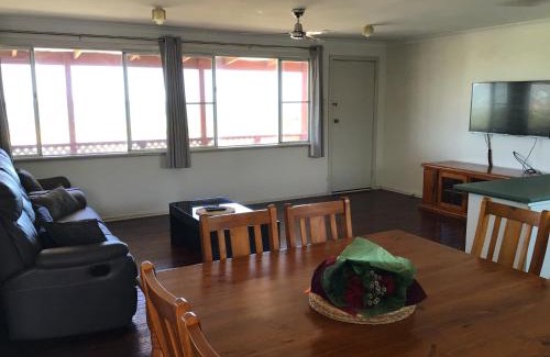 Denham Villa | Best Beach Villa