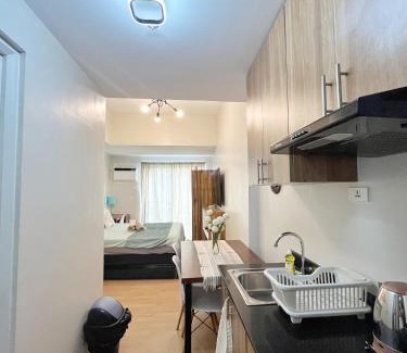 Cagayan de Oro House | Best Condo Studio 24th Floor The Loop Tower CDO Lucky 4