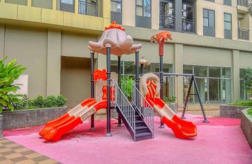 Pinang Apartment | Best Deal and Comfort Designed 2BR Transpark Cibubur Apartment By Travelio