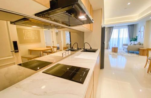 Semarang Apartment | Best Deal and Strategic 2BR Marquis de Lafayette Apartment By Travelio