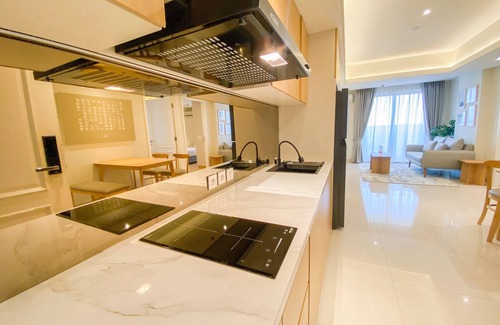 Semarang Apartment | Best Deal And Strategic 2Br Marquis De Lafayette Apartment