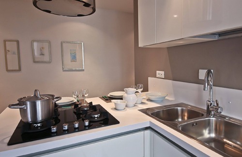 Sant' Ambrogio Apartment | BEST DEAL in downtown Florence AirCon INCLUDED+free wi-fi