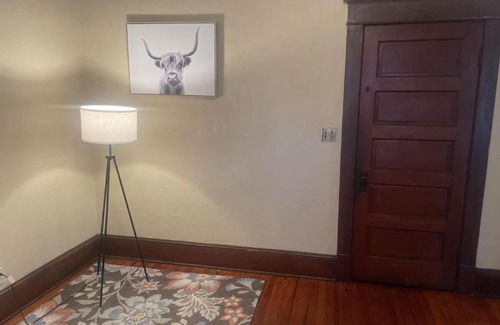University Heights Apartment | Best deal in Gainesville 1 of 3