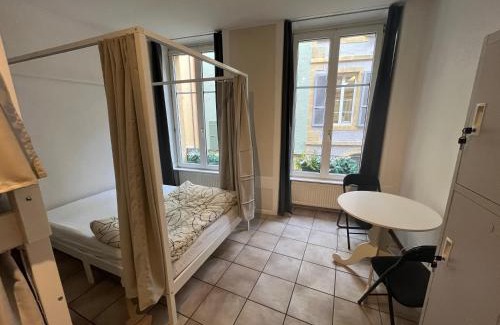 Neuchatel Hostel | Best deal in Neuchâtel city center