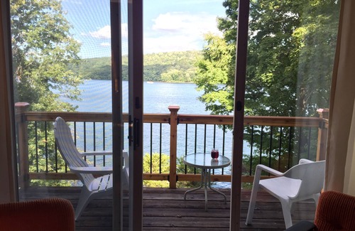 New Fairfield House | Best Direct Lakefront Location on Candlewood