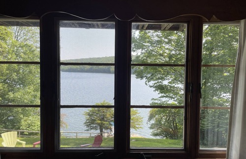 New Fairfield House | Best Direct Lakefront Location on Candlewood